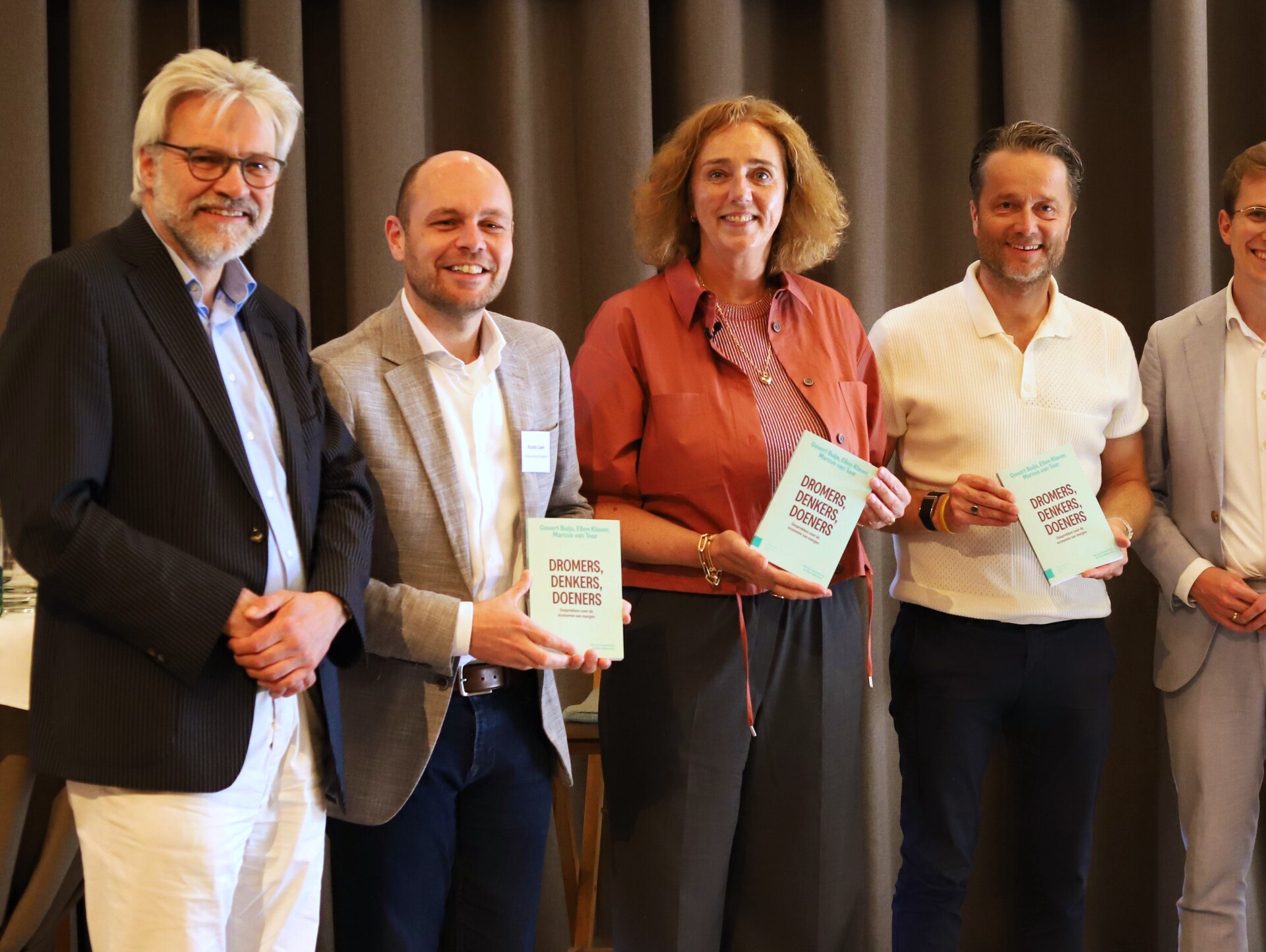 Ondernemen en werken voor morgen: in gesprek over een menswaardige economie